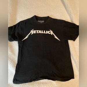 Merch Traffic Black Metallica Tee